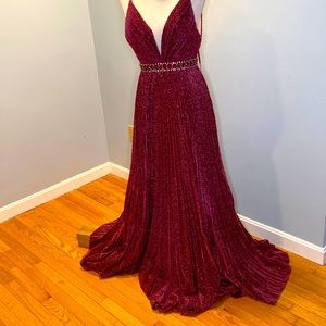 Clarisse Gown size 0 NWT